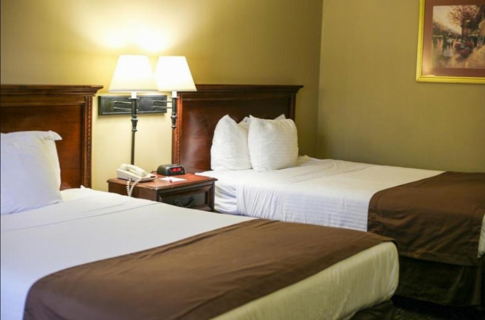 Breckinridge Inn